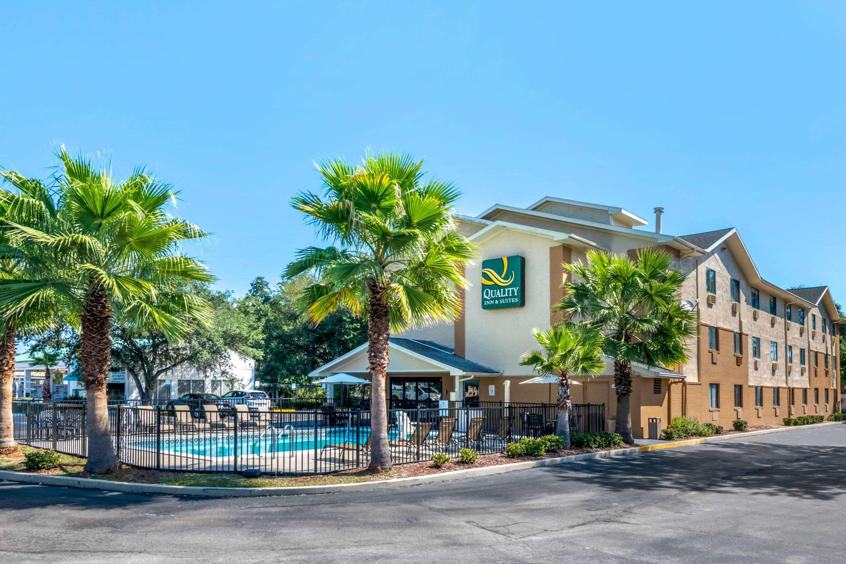 Quality Inn & Suites Leesburg Chain Of Lakes Exterior foto